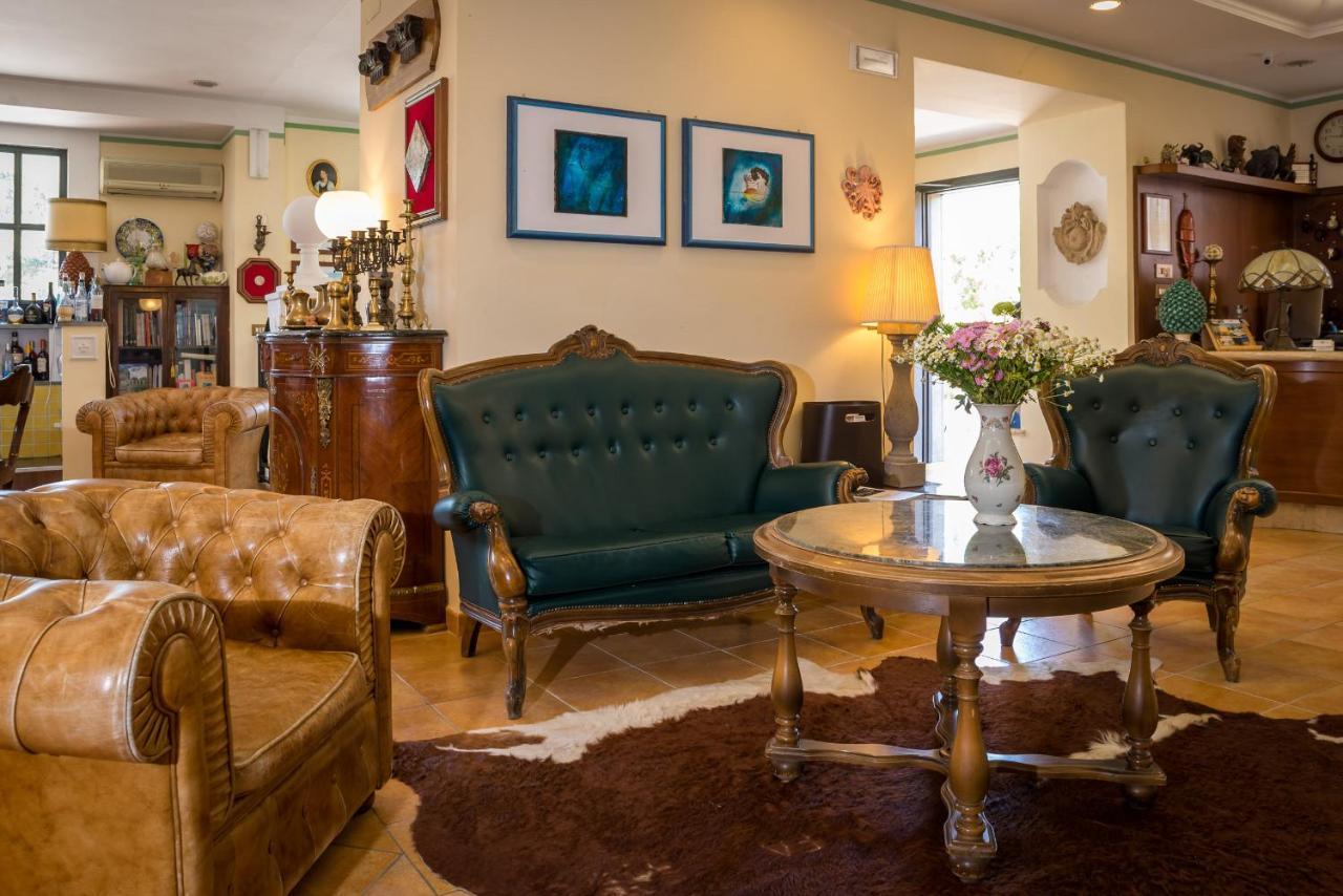 Hotel Villa Rita Пестум Екстер'єр фото