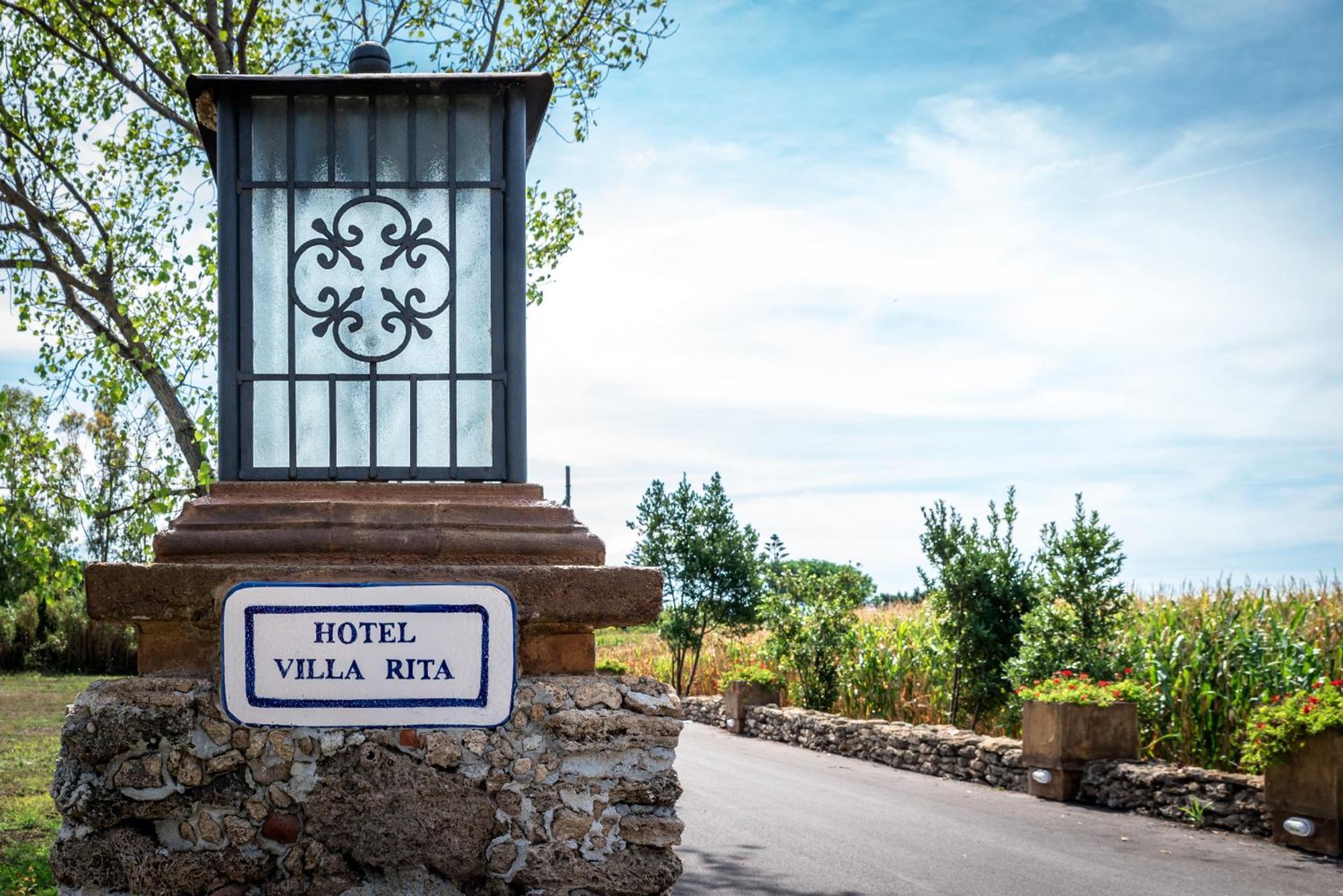 Hotel Villa Rita Пестум Екстер'єр фото