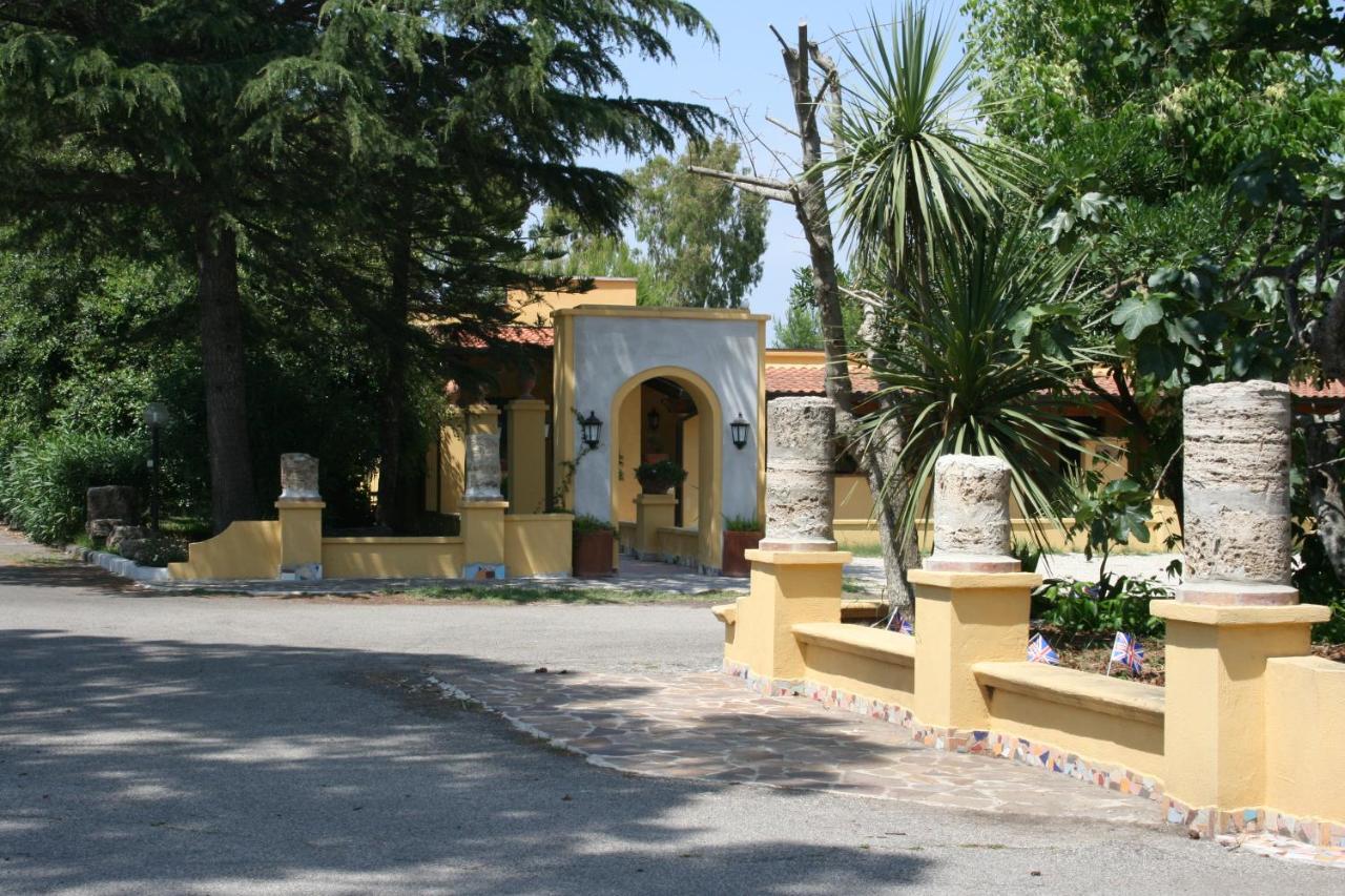 Hotel Villa Rita Пестум Екстер'єр фото